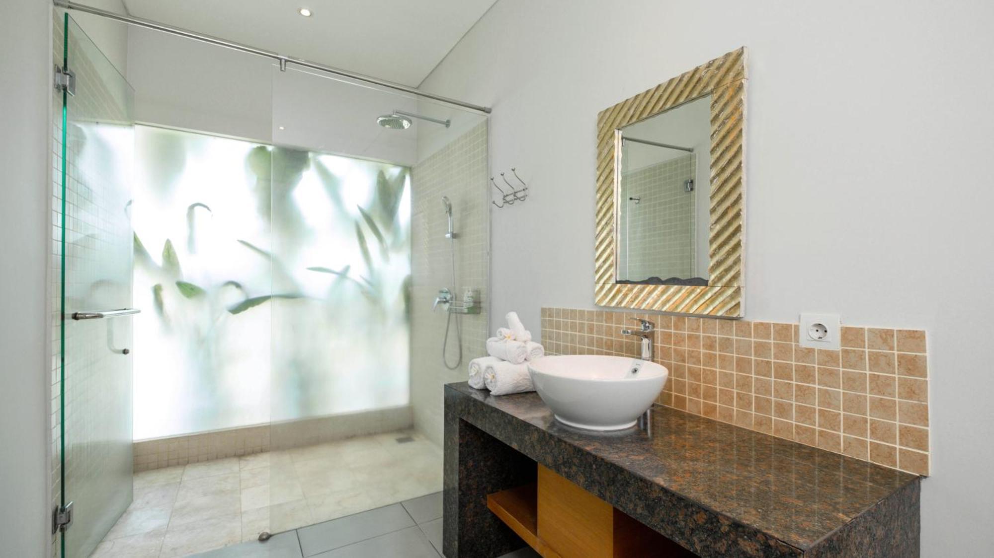 Villa Yenian By Villa Finder Canggu Buitenkant foto