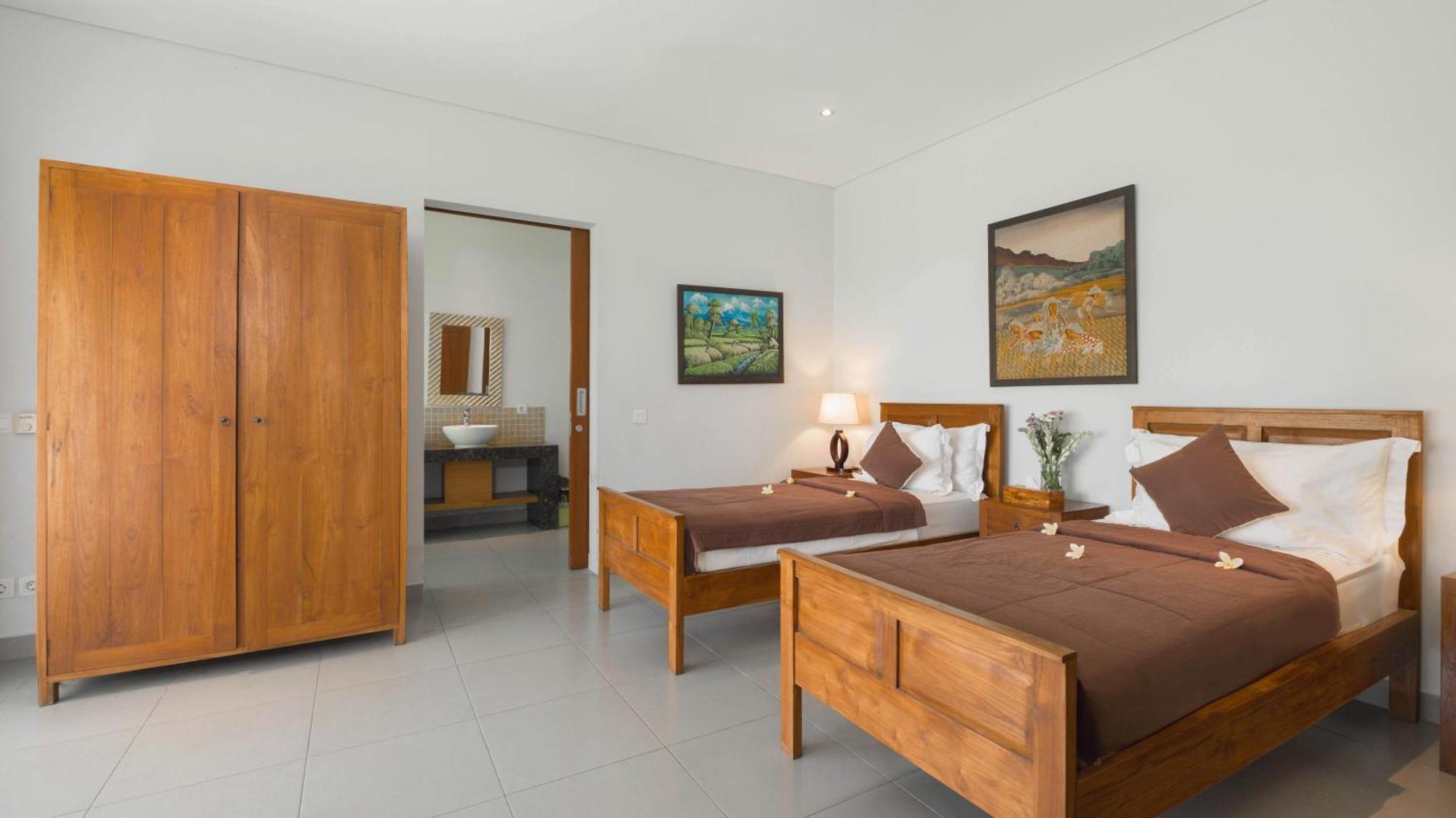 Villa Yenian By Villa Finder Canggu Buitenkant foto