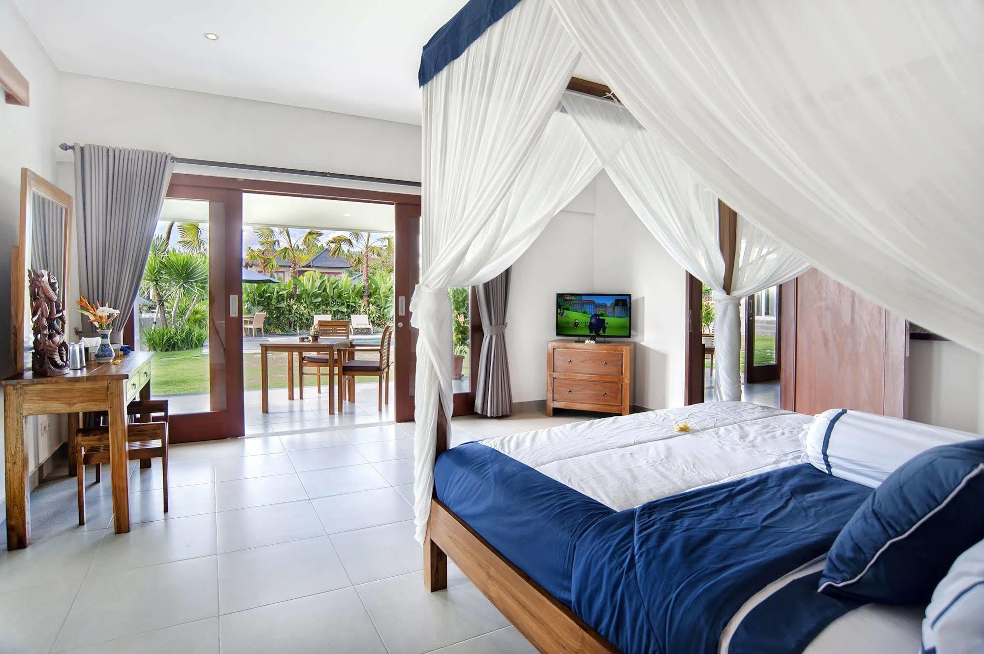 Villa Yenian By Villa Finder Canggu Buitenkant foto